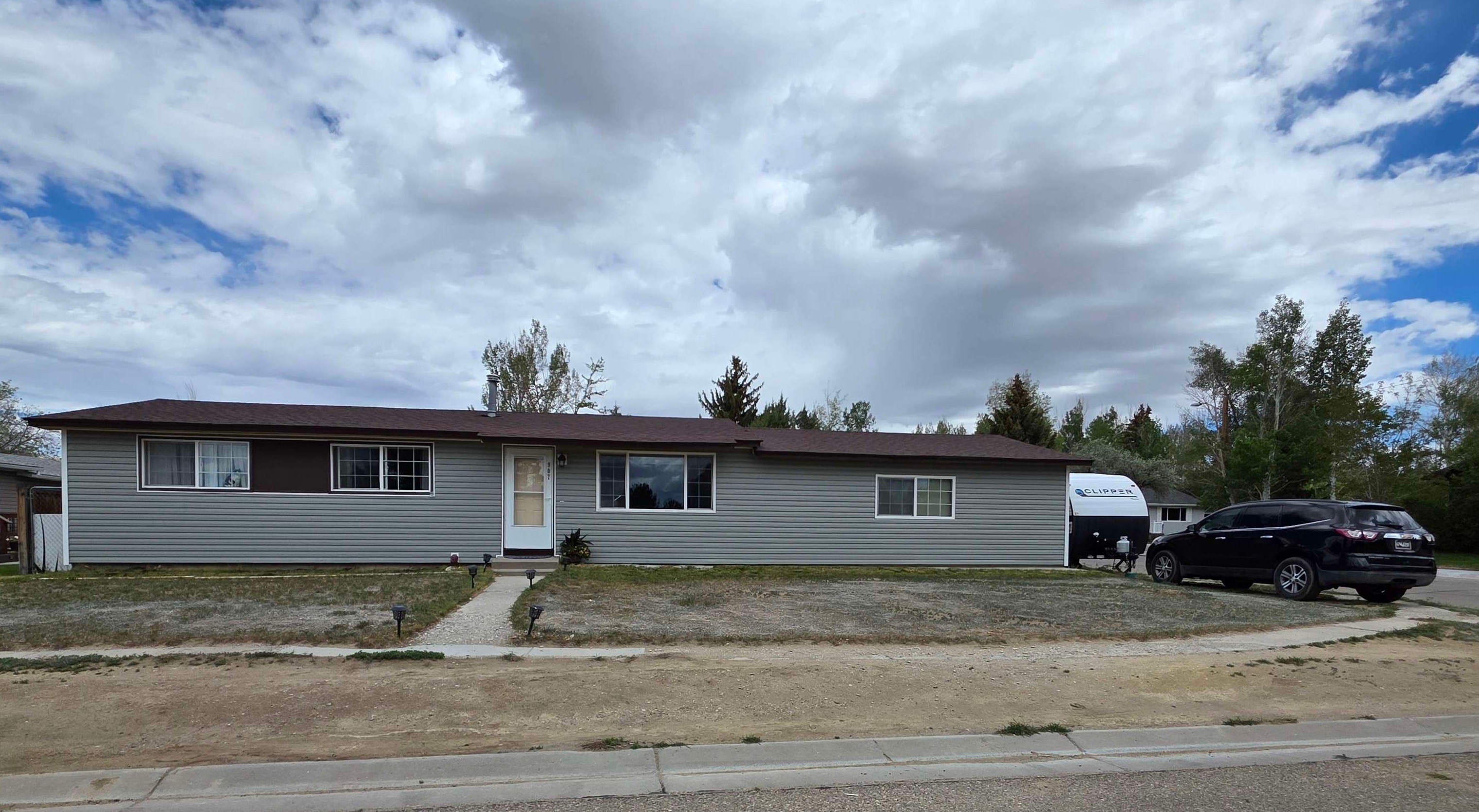 907 Plateau Road Rock Springs, WY 82901 - Photo 1 of 33