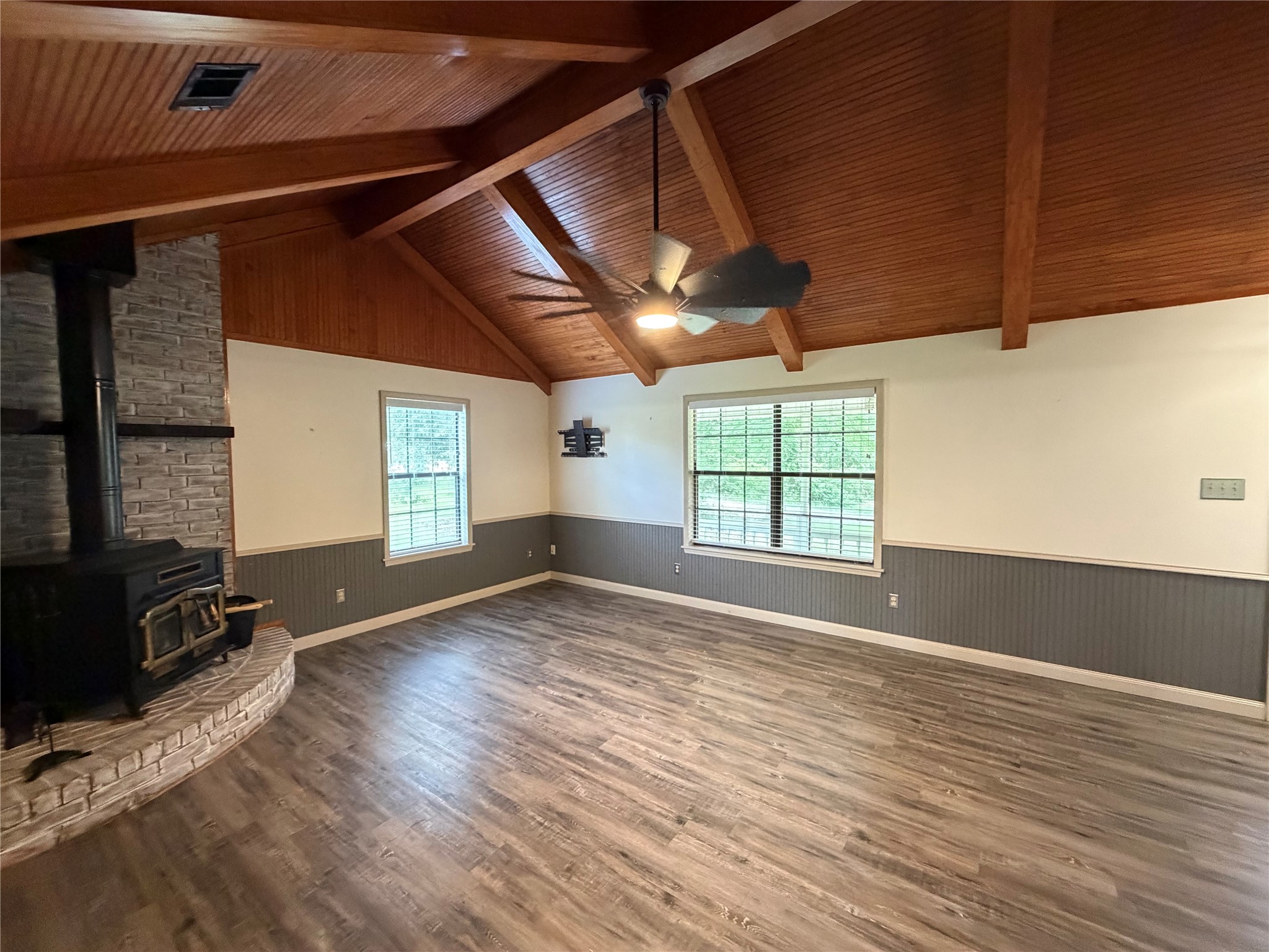 175 Confederate Loop Hemphill, TX 75948 - Photo 7 of 27