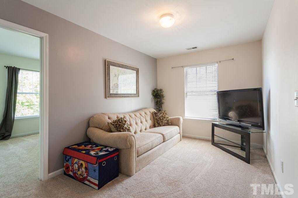3605 Pinkham Way Raleigh, NC 27616 - Photo 17 of 27