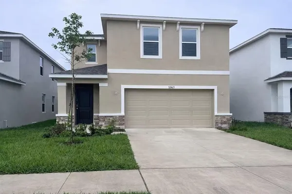 $2,795 | 32463 Weathered Oak Drive, Wesley Chapel, FL 33543