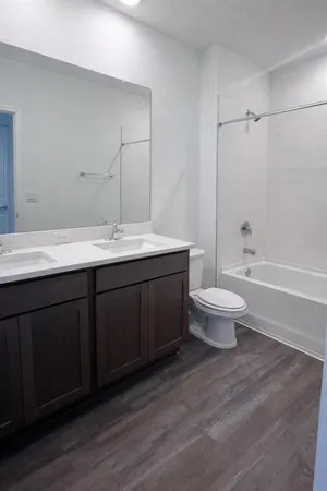 $2,795 | 32463 Weathered Oak Drive, Wesley Chapel, FL 33543