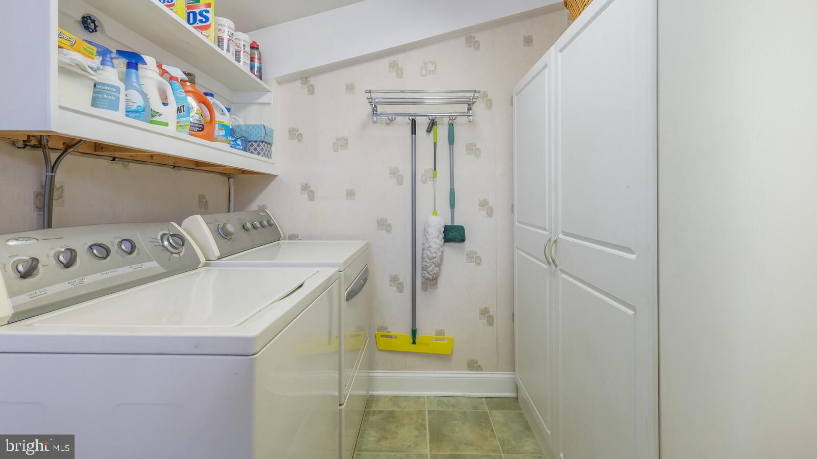 46 Middle Road Levittown, PA 19056 - Photo 17 of 24 Laundry
