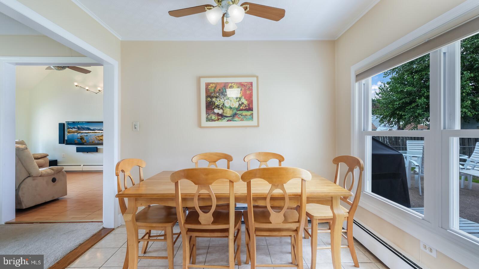 46 Middle Road Levittown, PA 19056 - Photo 8 of 24 Gallery Image 8