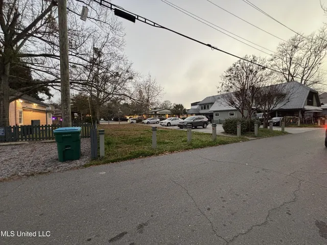 $345,000 | 1115 Desoto Street, Ocean Springs, MS 39564