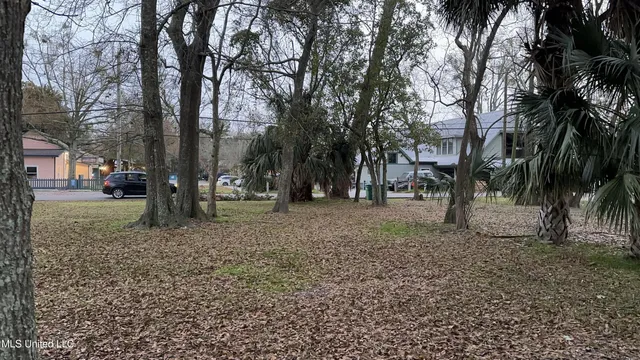 $345,000 | 1115 Desoto Street, Ocean Springs, MS 39564