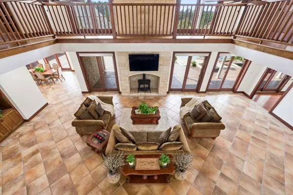 $3,800,000 | 43 Pool Road, Richards, TX 77873