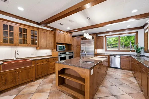 $3,800,000 | 43 Pool Road, Richards, TX 77873