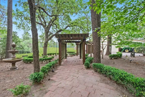 $3,800,000 | 43 Pool Road, Richards, TX 77873