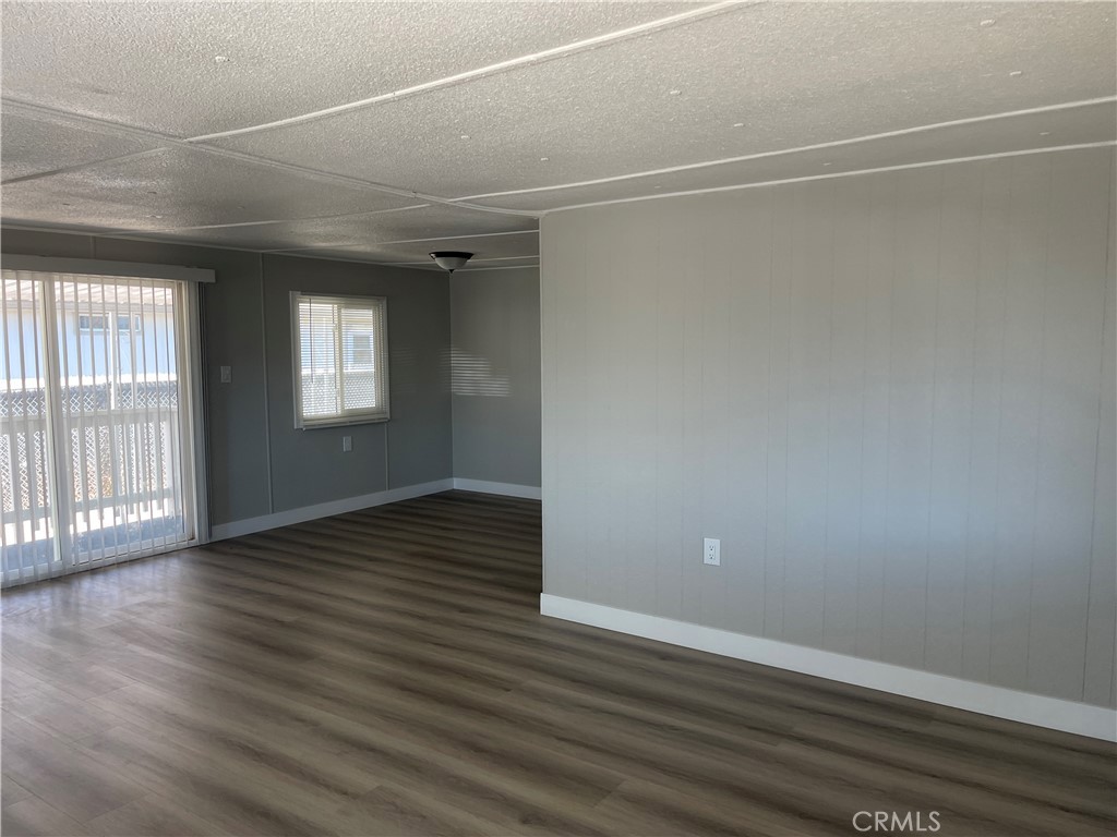 44099 D Street Hemet, CA 92544 - Photo 4 of 27