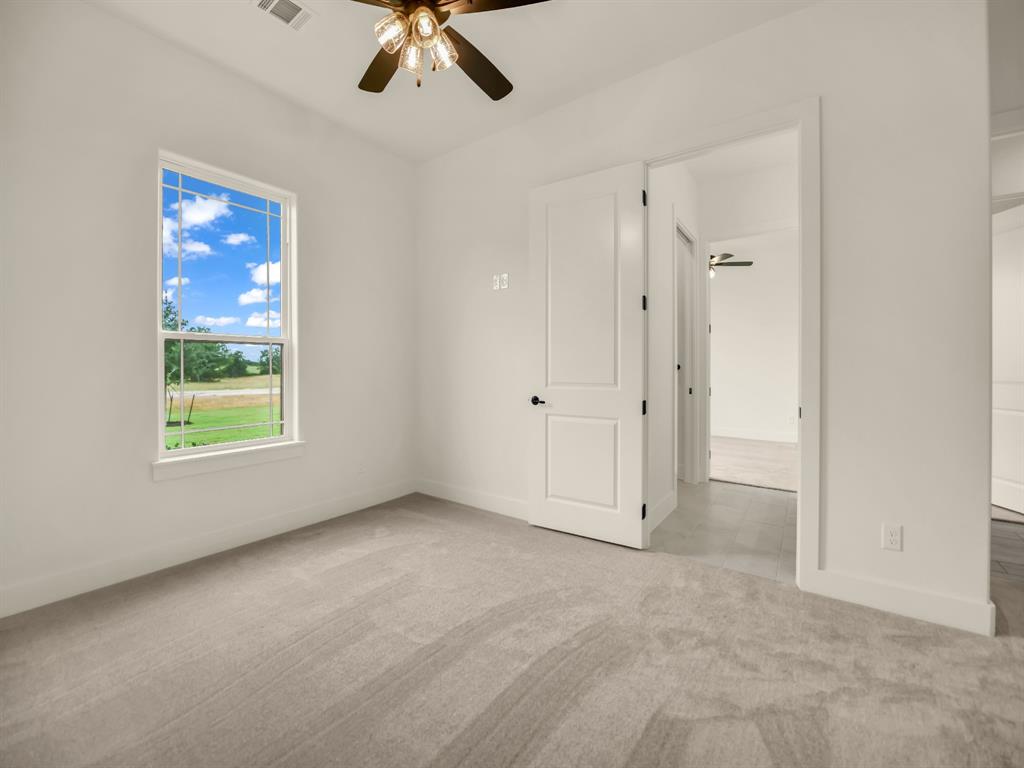 167 Daggett Drive Decatur, TX 76234 - Photo 24 of 39