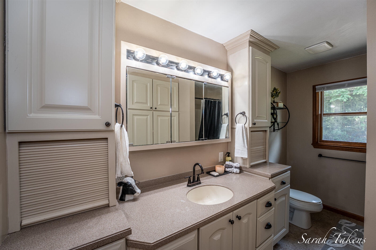 3860 East Pontaluna Road Fruitport, MI 49415 - Photo 20 of 53