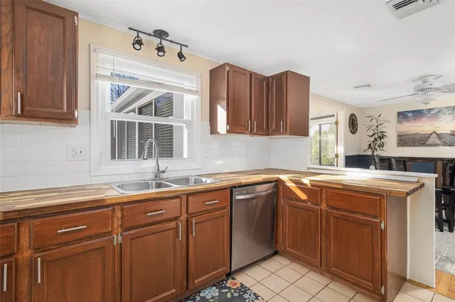 $549,000 | 95 Amy Drive, Cranston, RI 02921