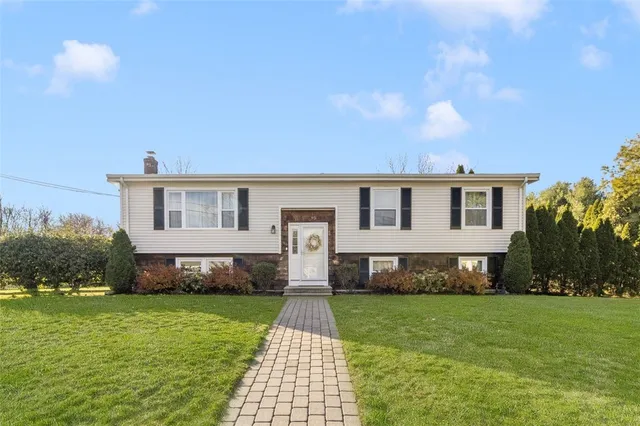 $549,000 | 95 Amy Drive, Cranston, RI 02921