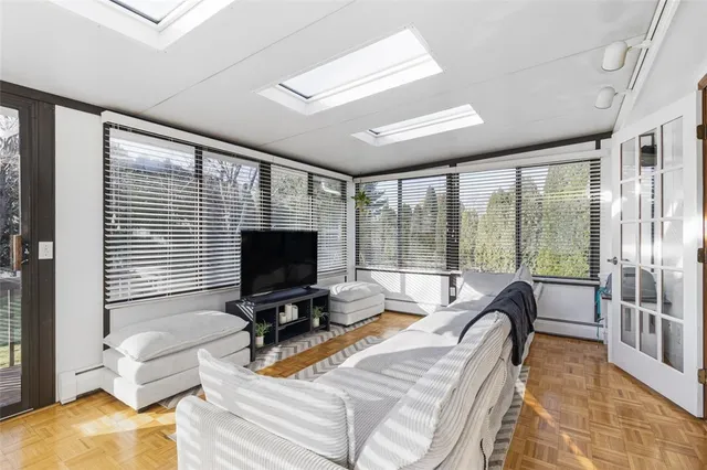 $549,000 | 95 Amy Drive, Cranston, RI 02921