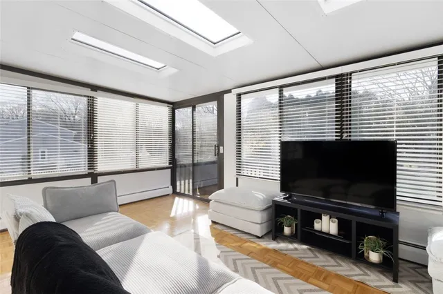 $549,000 | 95 Amy Drive, Cranston, RI 02921