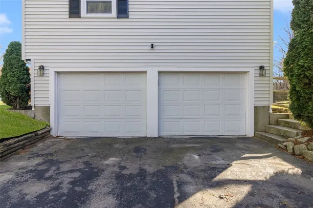 $549,000 | 95 Amy Drive, Cranston, RI 02921