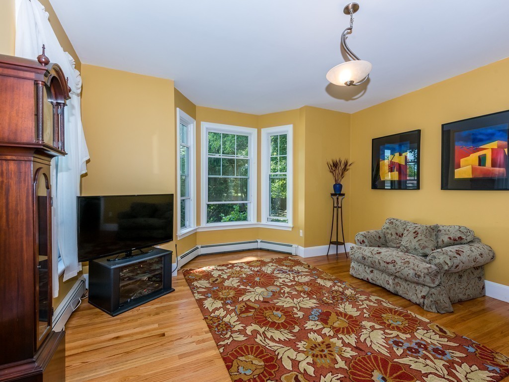 69 Fordham Road, Unit 69 Newton, MA 02465 - Photo 9 of 25 Gallery Image 9