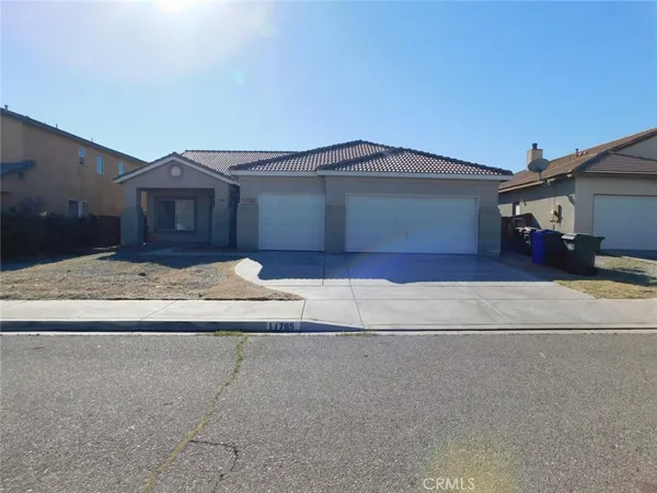 $2,150 | 11765 Winewood Street, Victorville, CA 92392