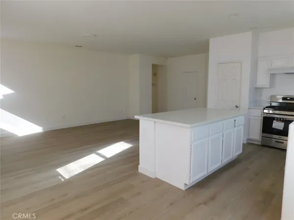 $2,150 | 11765 Winewood Street, Victorville, CA 92392