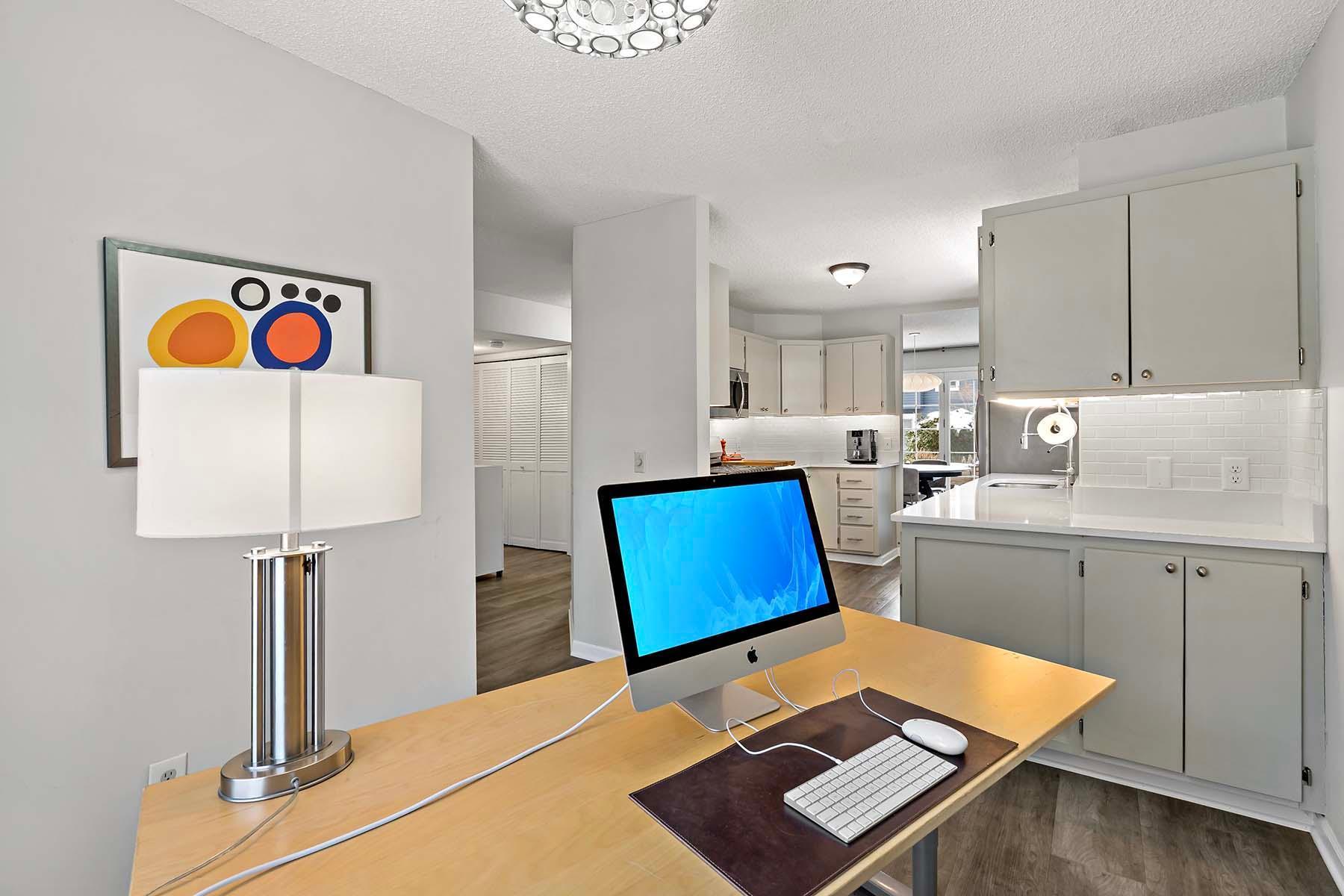 5228 Silver Maple Circle Hopkins, MN 55343 - Photo 12 of 38