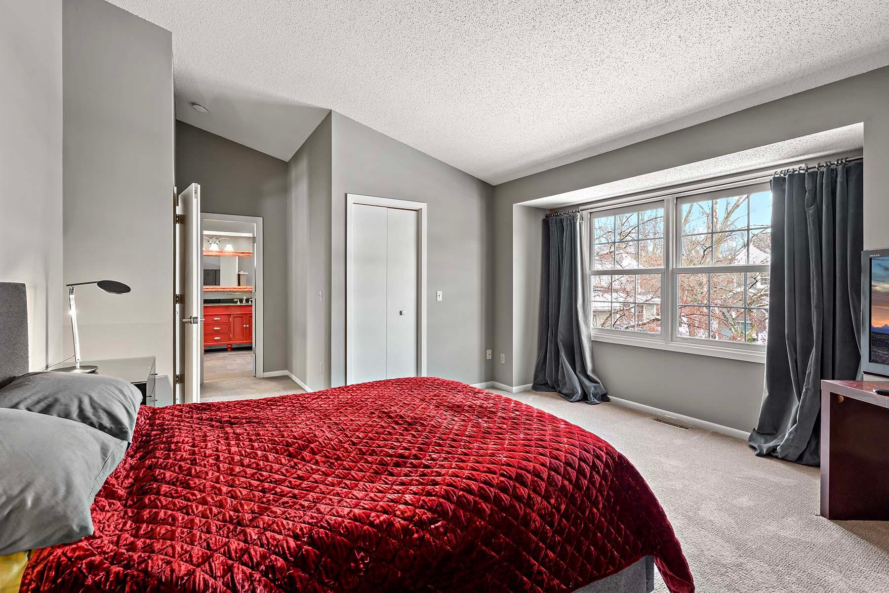 5228 Silver Maple Circle Hopkins, MN 55343 - Photo 25 of 38