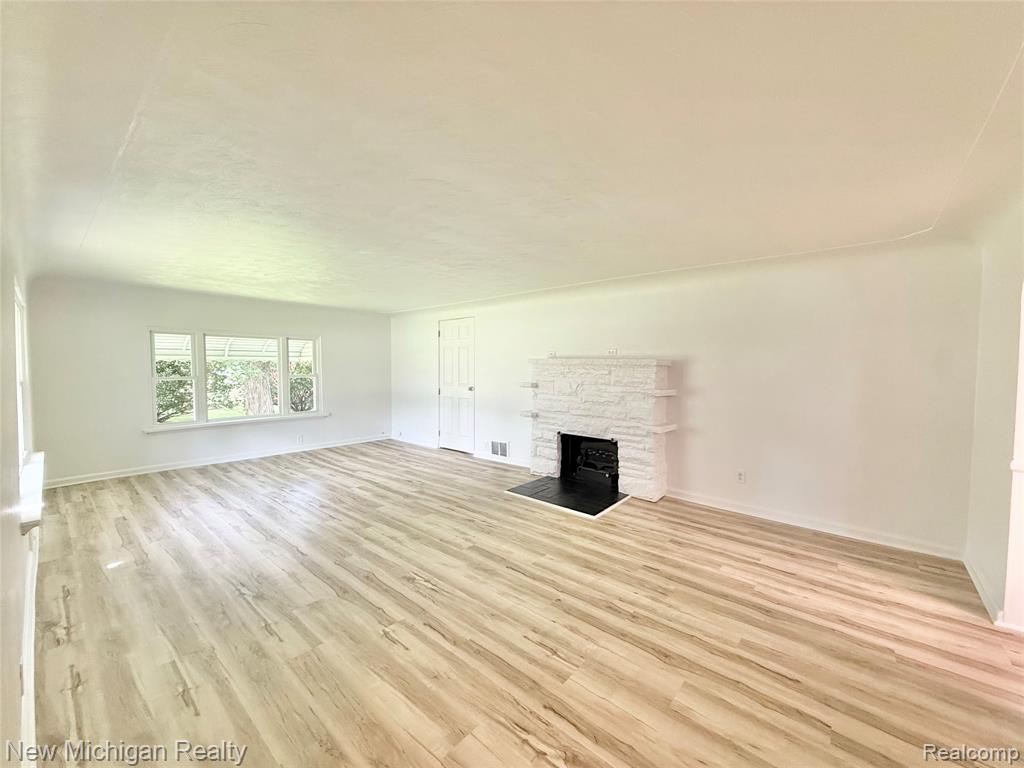 2020 West Hurd Road Clio, MI 48420 - Photo 7 of 20