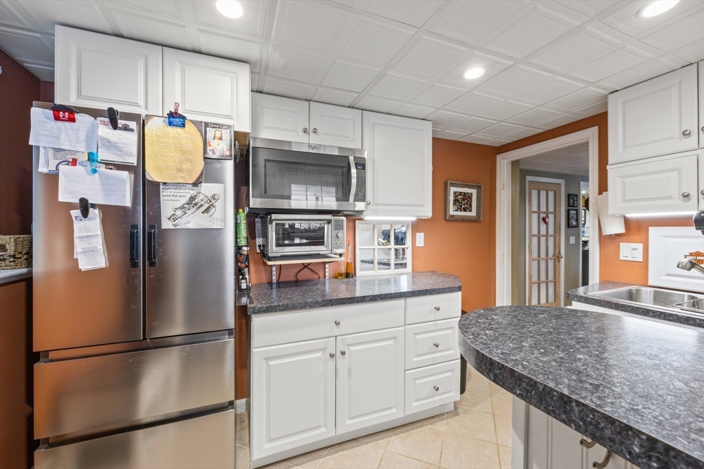 49 Edgewater Way Wareham, MA 02571 - Photo 29 of 42