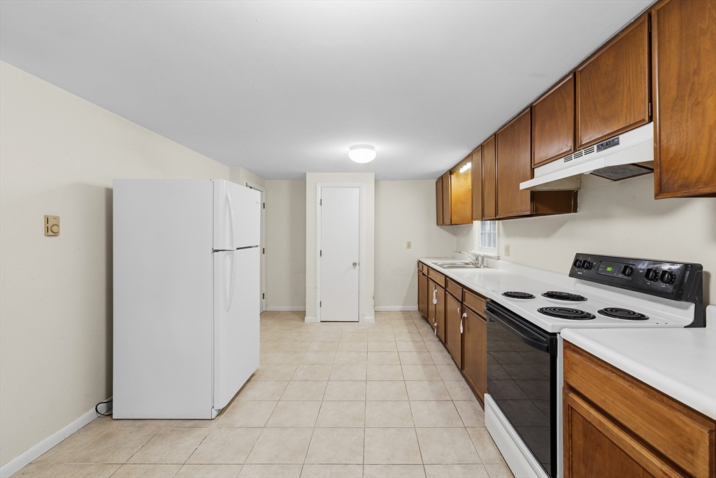 598 Old Bass River Road Dennis, MA 02638 - Photo 6 of 32