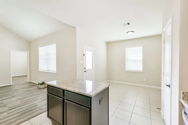 $1,950 | 7642 Dusty Melody Lane, Conroe, TX 77304