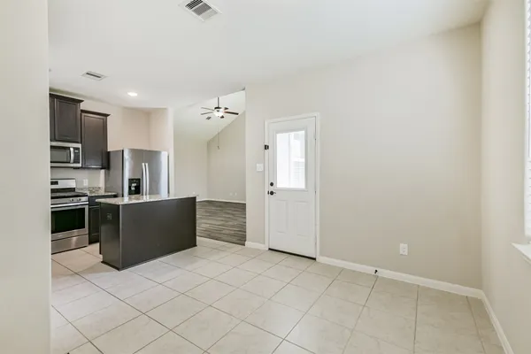 $1,950 | 7642 Dusty Melody Lane, Conroe, TX 77304