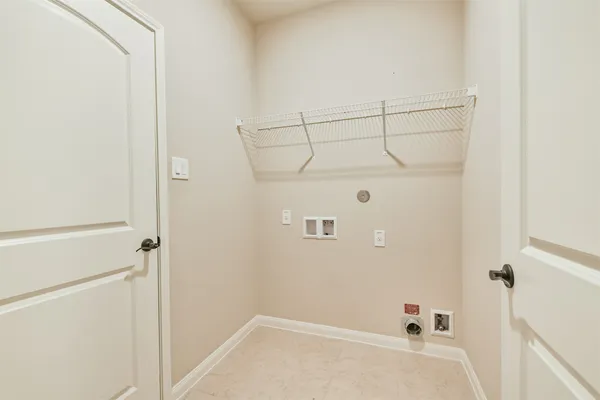 $1,950 | 7642 Dusty Melody Lane, Conroe, TX 77304