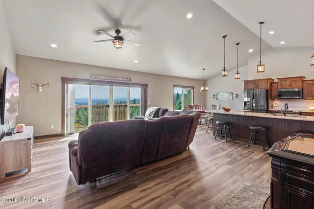 $925,000 | 14022 West Bellgrove Road, Coeur D'Alene, ID 83814