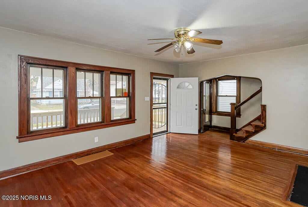 2041 Loxley Road Toledo, OH 43613 - Photo 6 of 30 175A8235