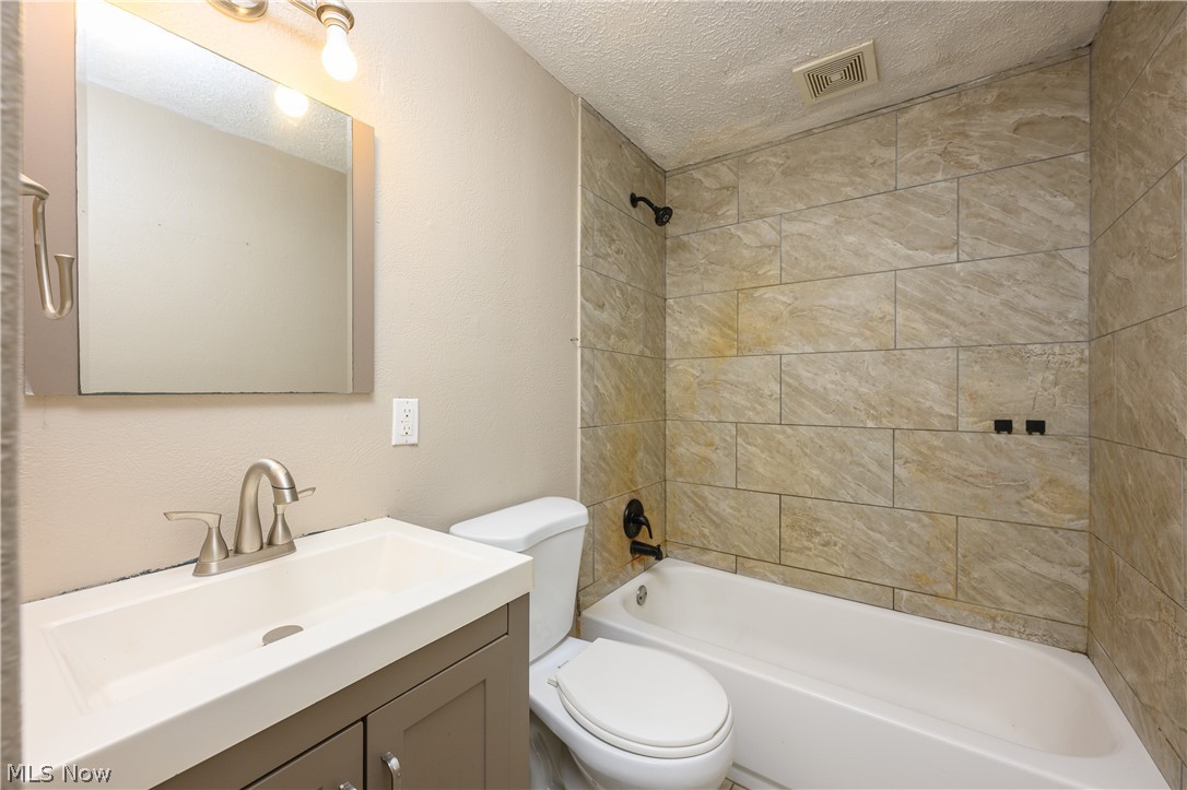 2889 Polly Road Ravenna, OH 44266 - Photo 10 of 18