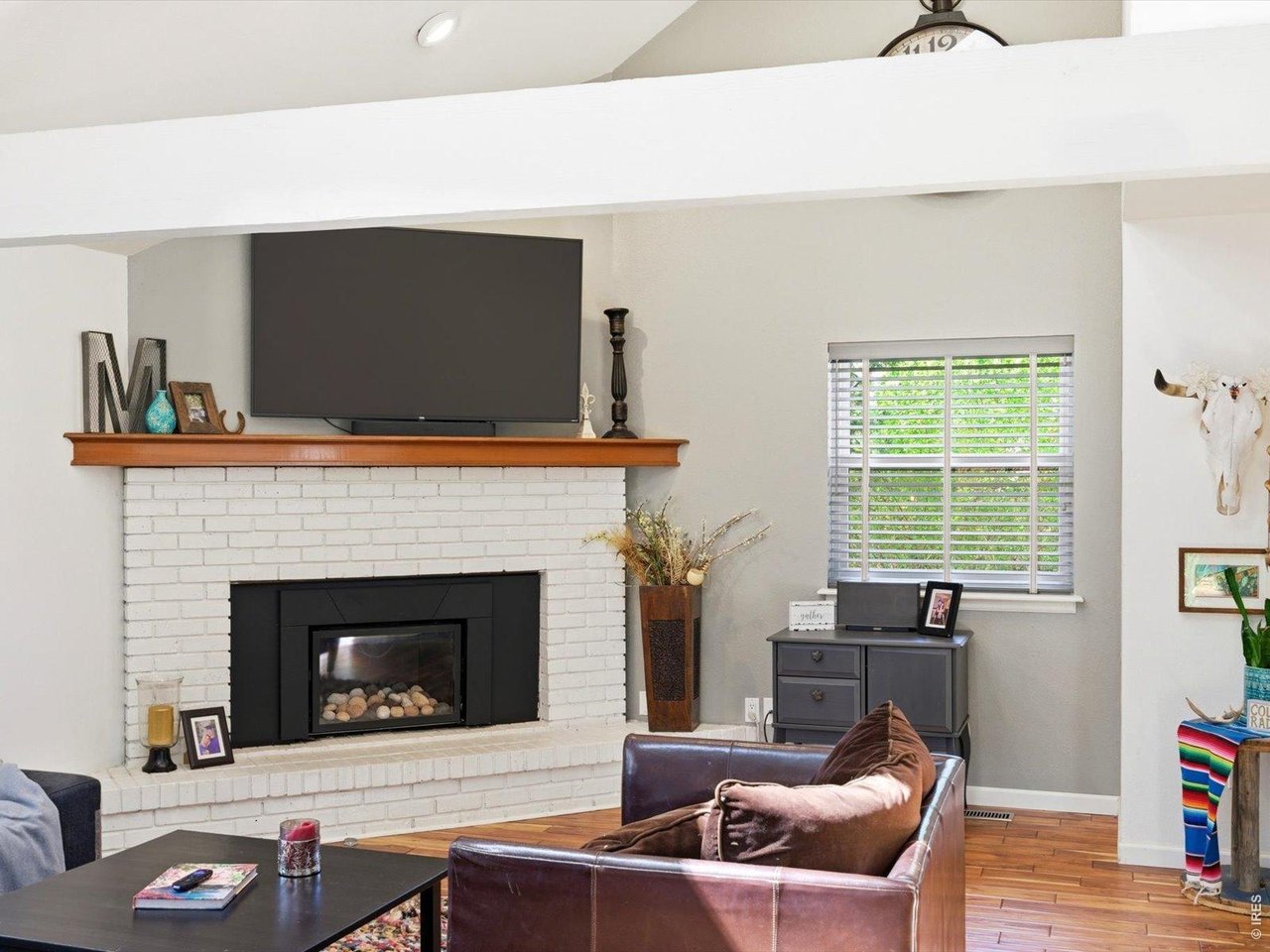 800 Racquet Lane Boulder, CO 80303 - Photo 2 of 49 Inviting Fireplace