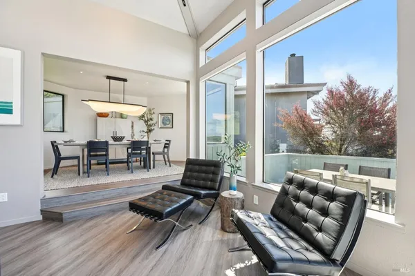 $1,845,000 | 141 Cypress Loop, Bodega Bay, CA 94923