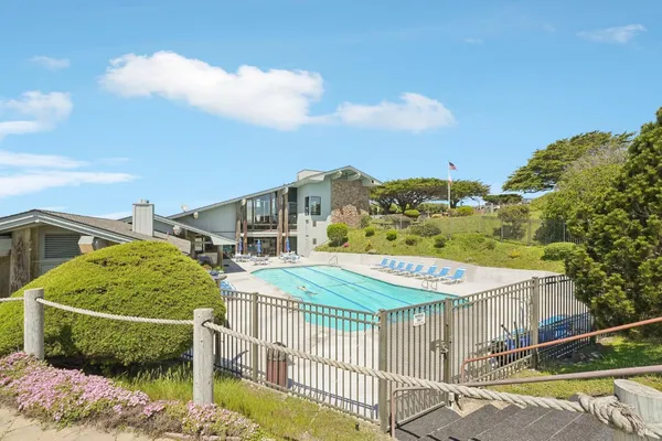 $1,845,000 | 141 Cypress Loop, Bodega Bay, CA 94923