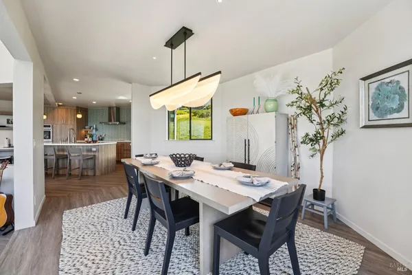 $1,845,000 | 141 Cypress Loop, Bodega Bay, CA 94923