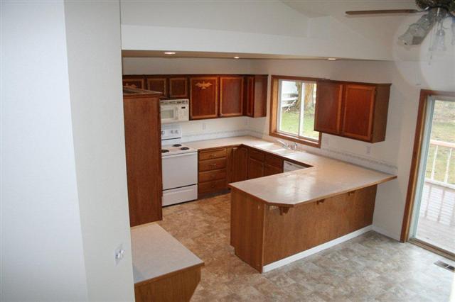 2902 West Strong Road Spokane, WA 99208 - Photo 3 of 8 Gallery Image 3