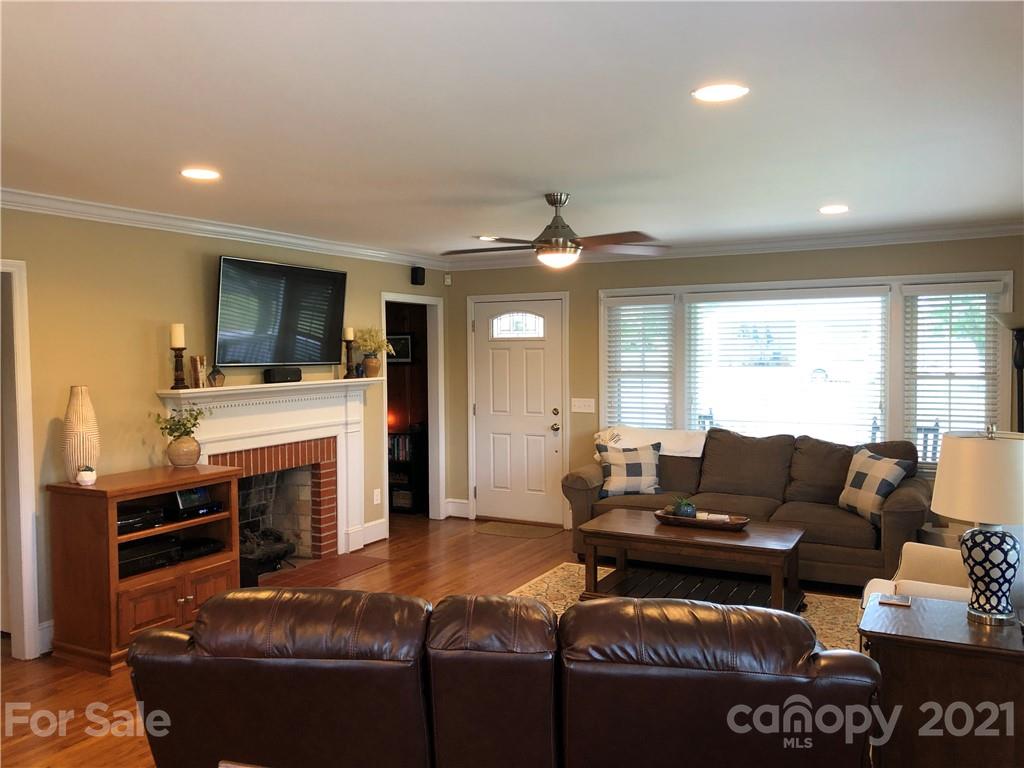 526 Battleground Road Lincolnton, NC 28092 - Photo 8 of 26 Gallery Image 8