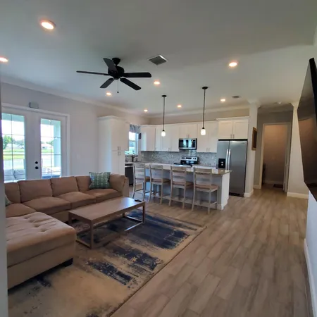 $2,999 | 2161 Southeast Sunflower Street, Port St. Lucie, FL 34952