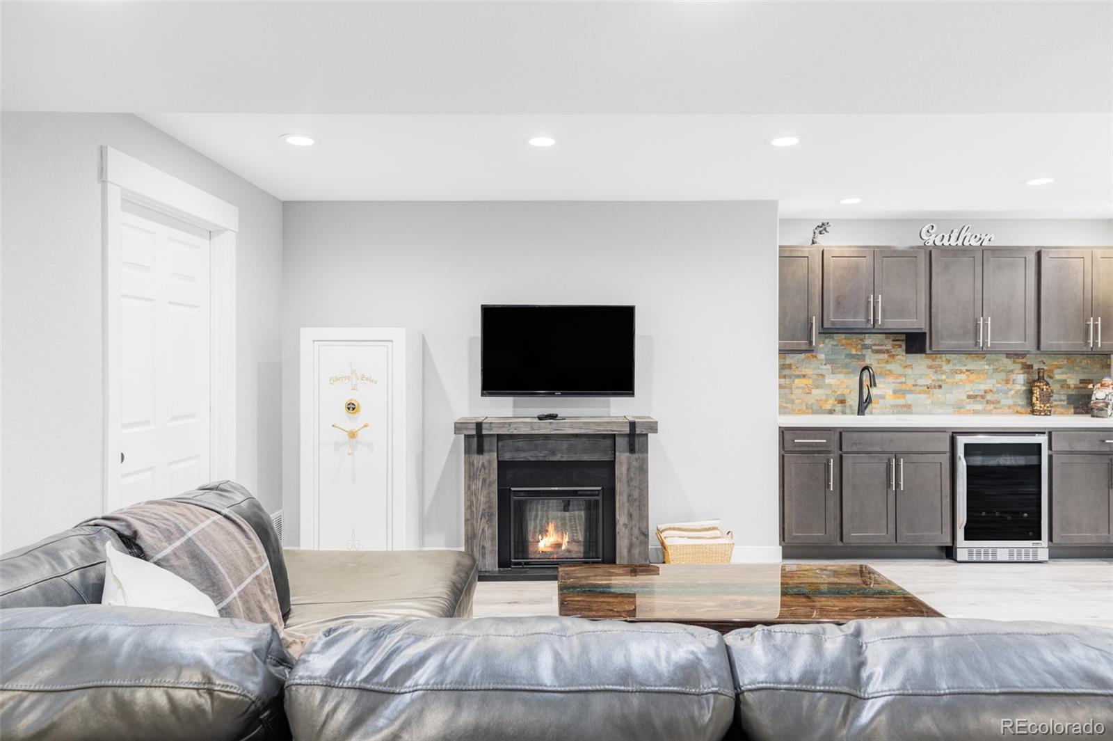6102 Dunraven Road Golden, CO 80403 - Photo 26 of 32