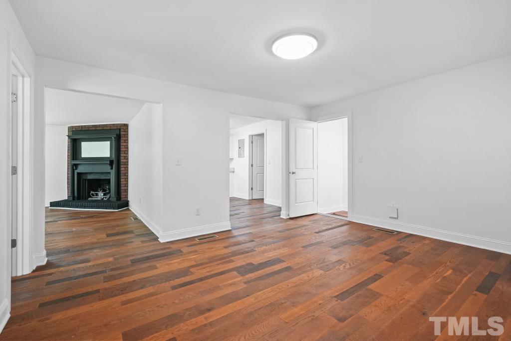 5209 Durham Road Raleigh, NC 27613 - Photo 13 of 20