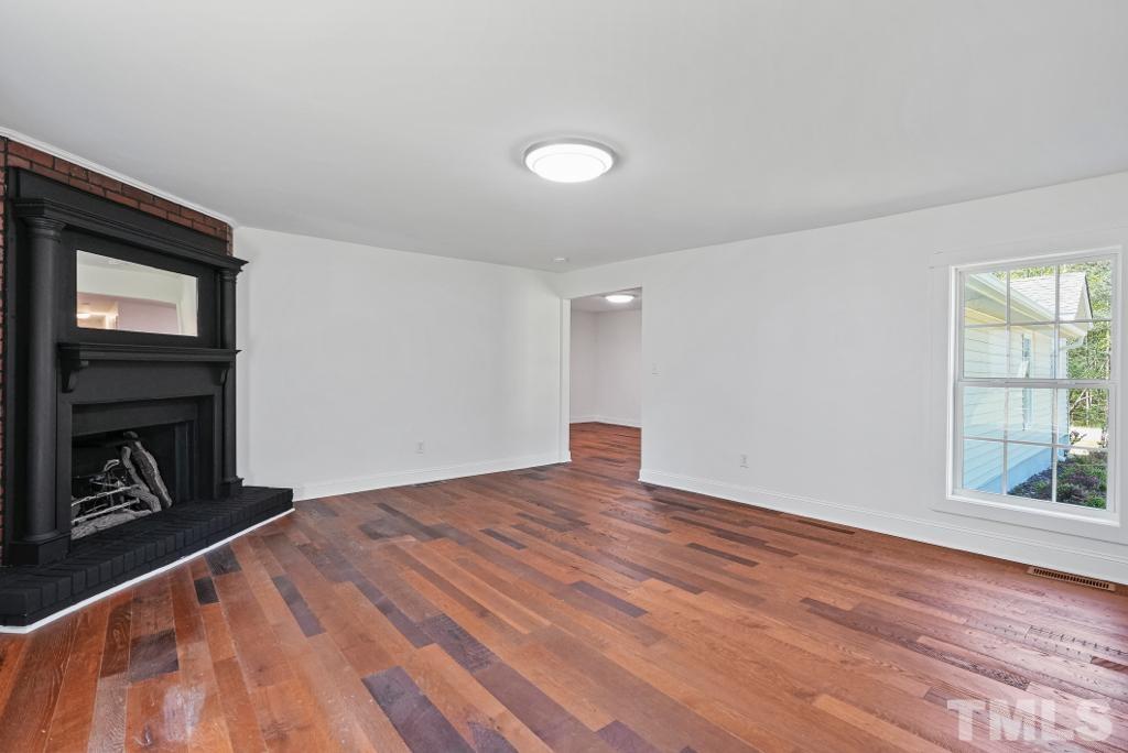 5209 Durham Road Raleigh, NC 27613 - Photo 4 of 20