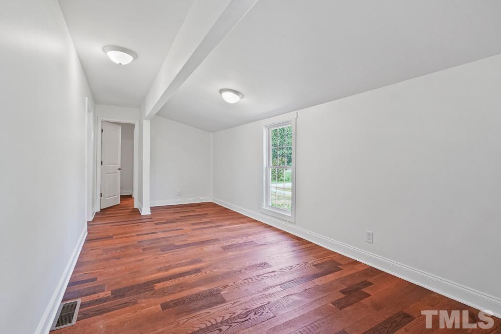 5209 Durham Road Raleigh, NC 27613 - Photo 7 of 20