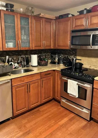 $2,100 | 881 Broadway, Unit 9, Chelsea, MA 02150