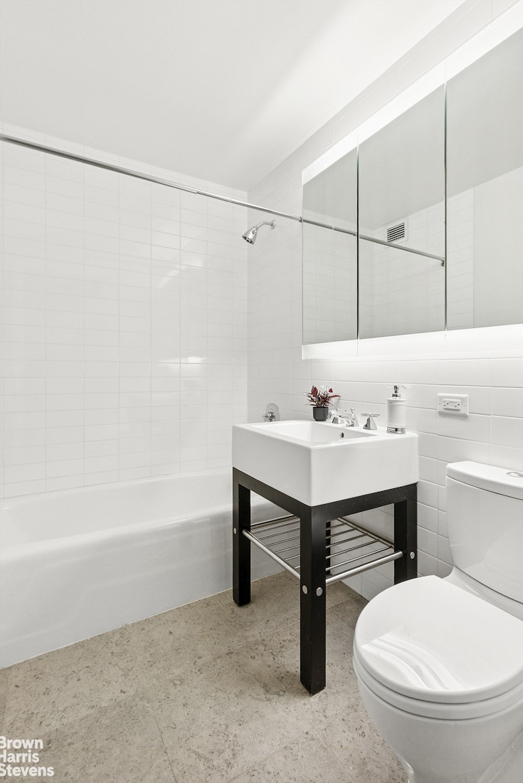 70 Little West Street, Unit 16A Manhattan, NY 10004 - Photo 14 of 33