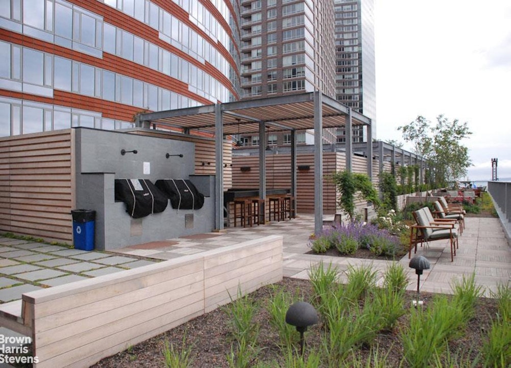 70 Little West Street, Unit 16A Manhattan, NY 10004 - Photo 19 of 33