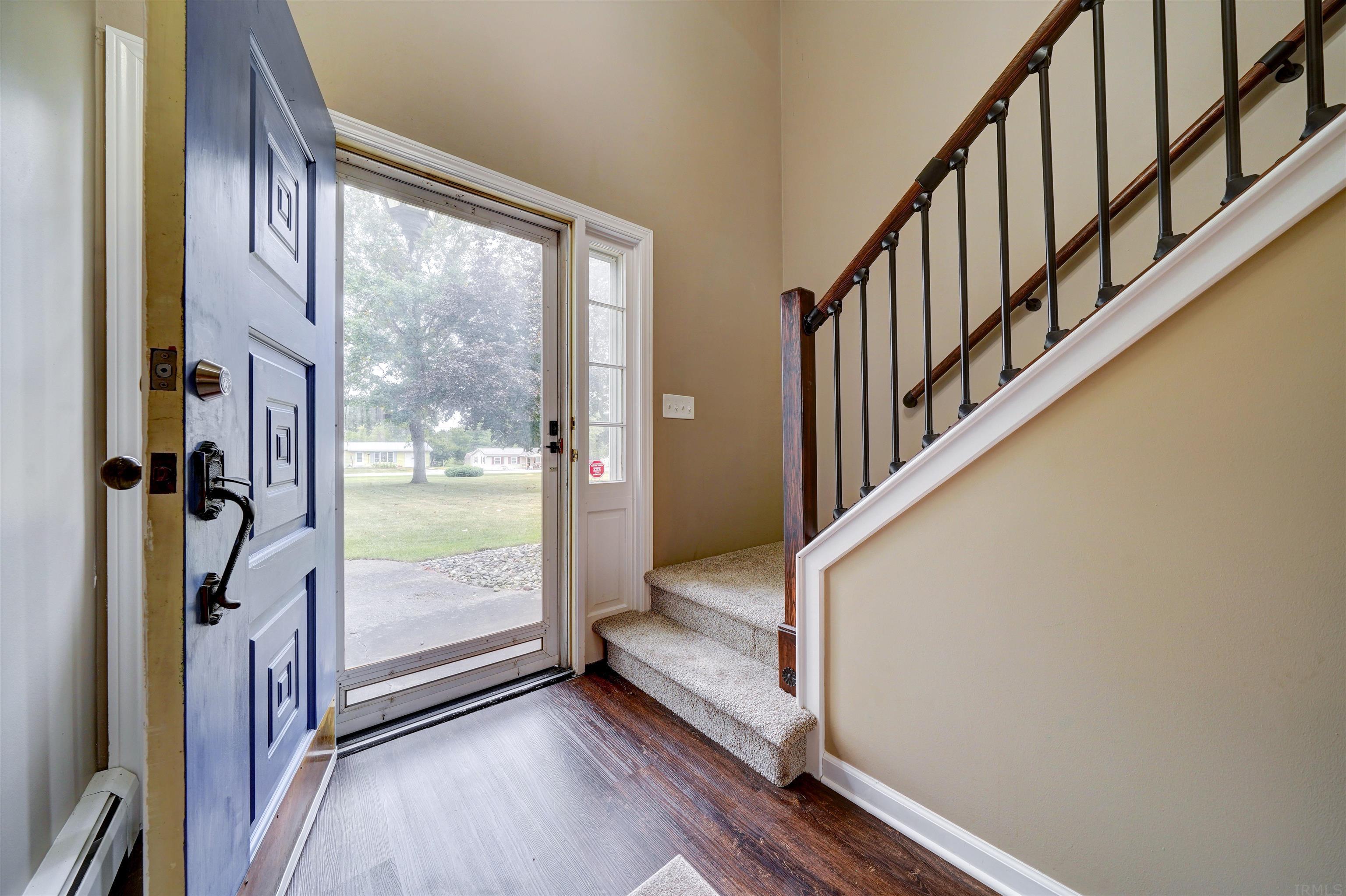 355 East Walnut Street Waterloo, IN 46793 - Photo 8 of 36 Gallery Image 8