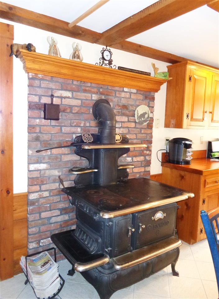 2184 Dick Brown Road Plymouth, NH 03264 - Photo 8 of 34 Gallery Image 8